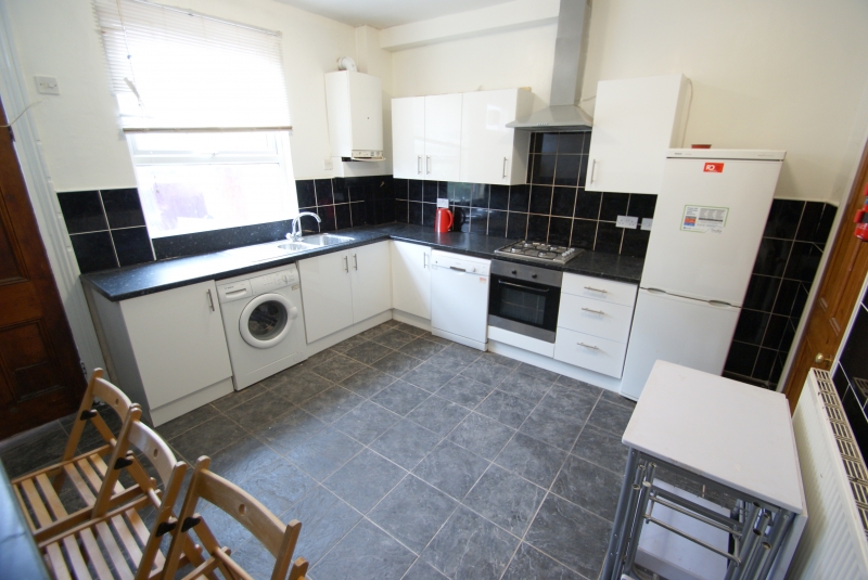 Welton Mount, Hyde Park, Leeds