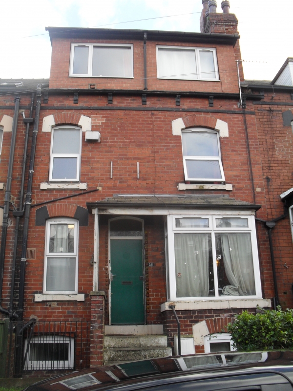 Royal Park Avenue, Hyde Park, Leeds