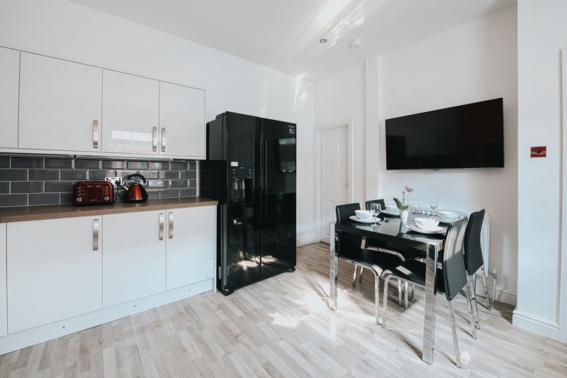 Branksome Place, Hyde Park, Leeds