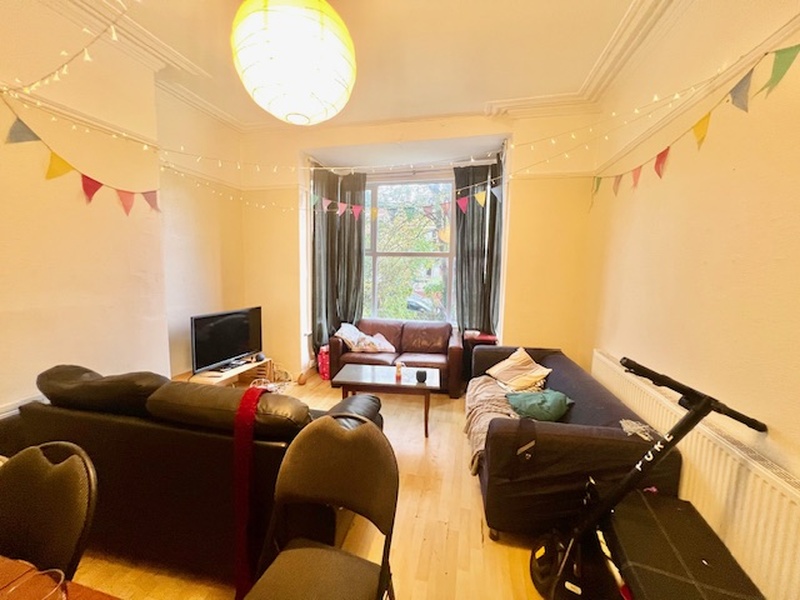 Ash Grove, Hyde Park, Leeds