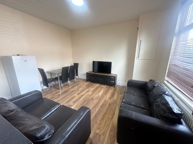Beechwood Row, Burley, Leeds